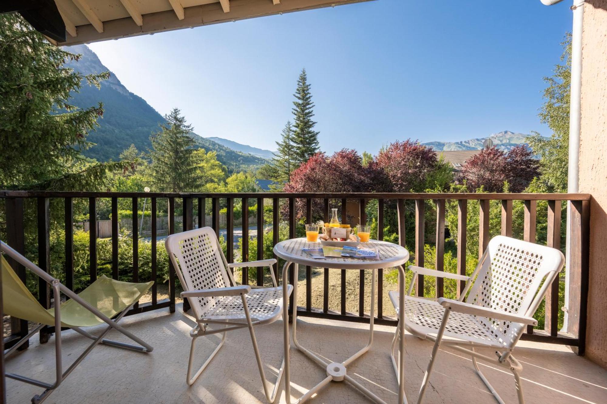 Rive Tranquille - Plan D'Eau - Acces Au Lac Jausiers Exterior foto